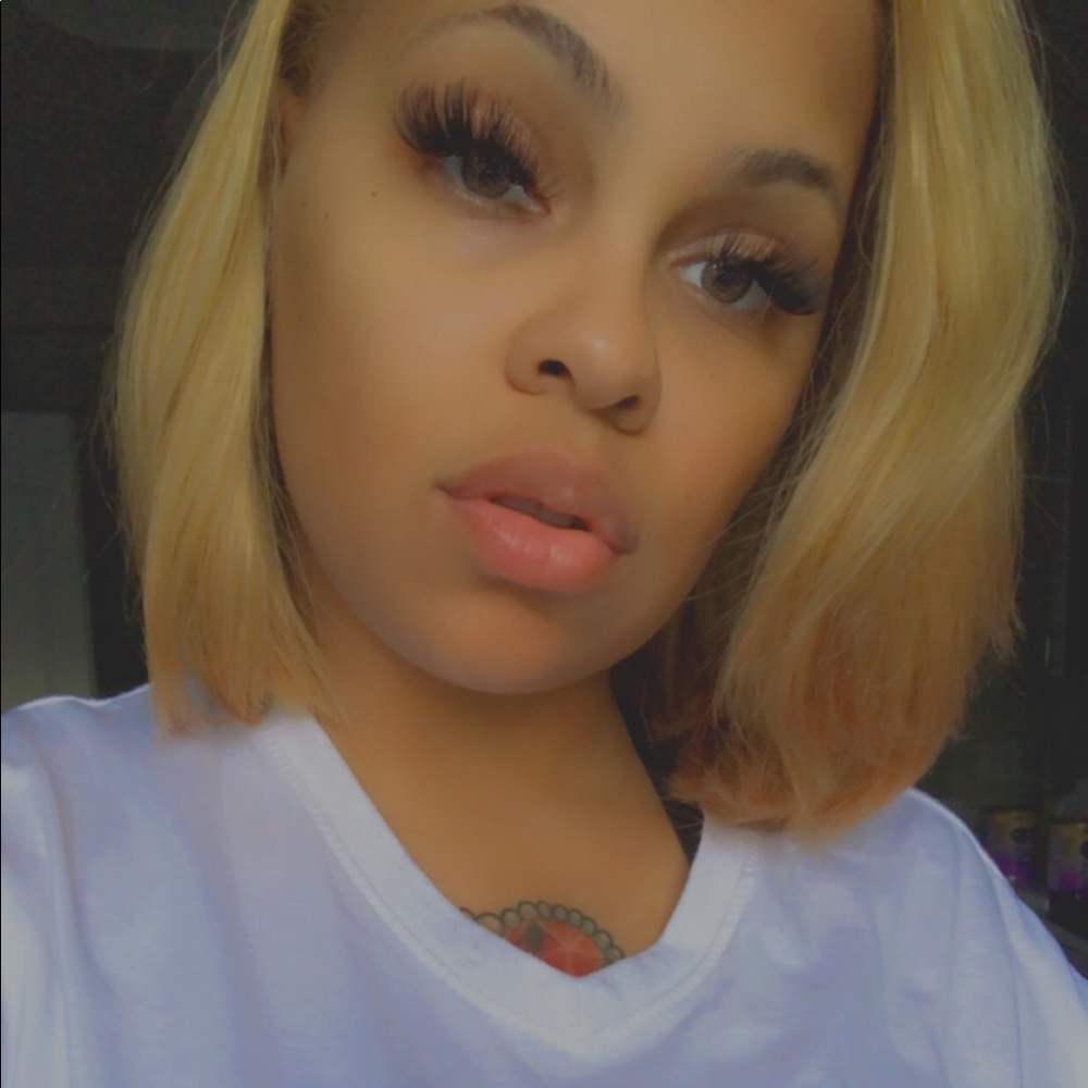 Meet your Posher, Brianna